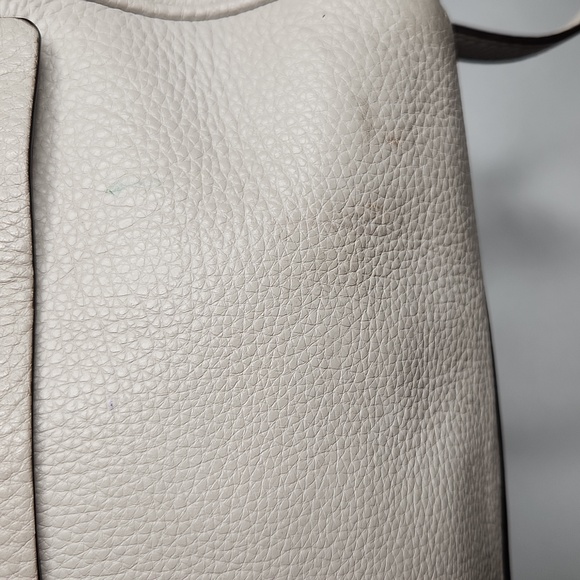 Kate Spade Lt. Gray/Gold leather medium xbody satchel. Preloved item sold as is - Picture 4 of 12